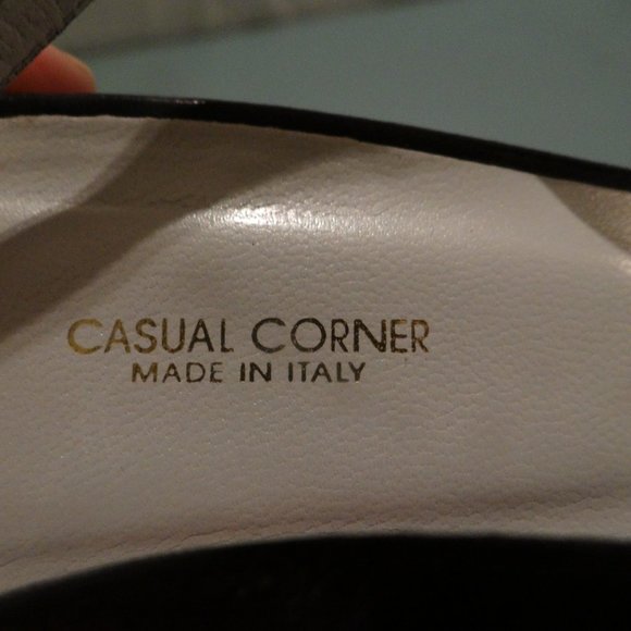 Made in Italy Slingback Pumps - Picture 6 of 8